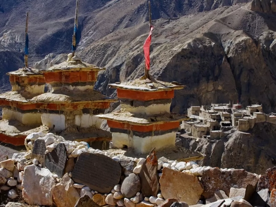 NAR PHU TREK ANNAPURNA CONSERVATION AREA NEPAL